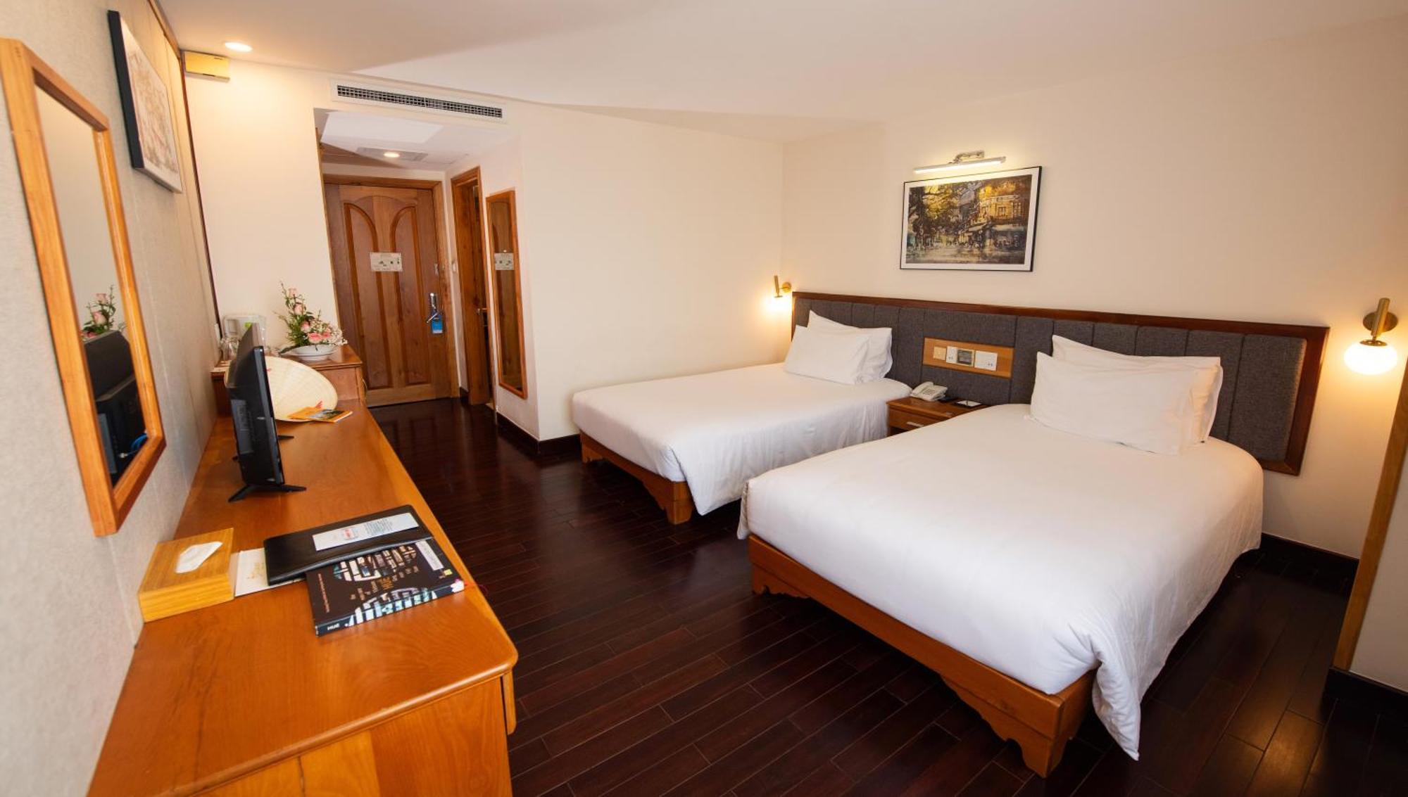 Romance Hotel Hue Eksteriør bilde