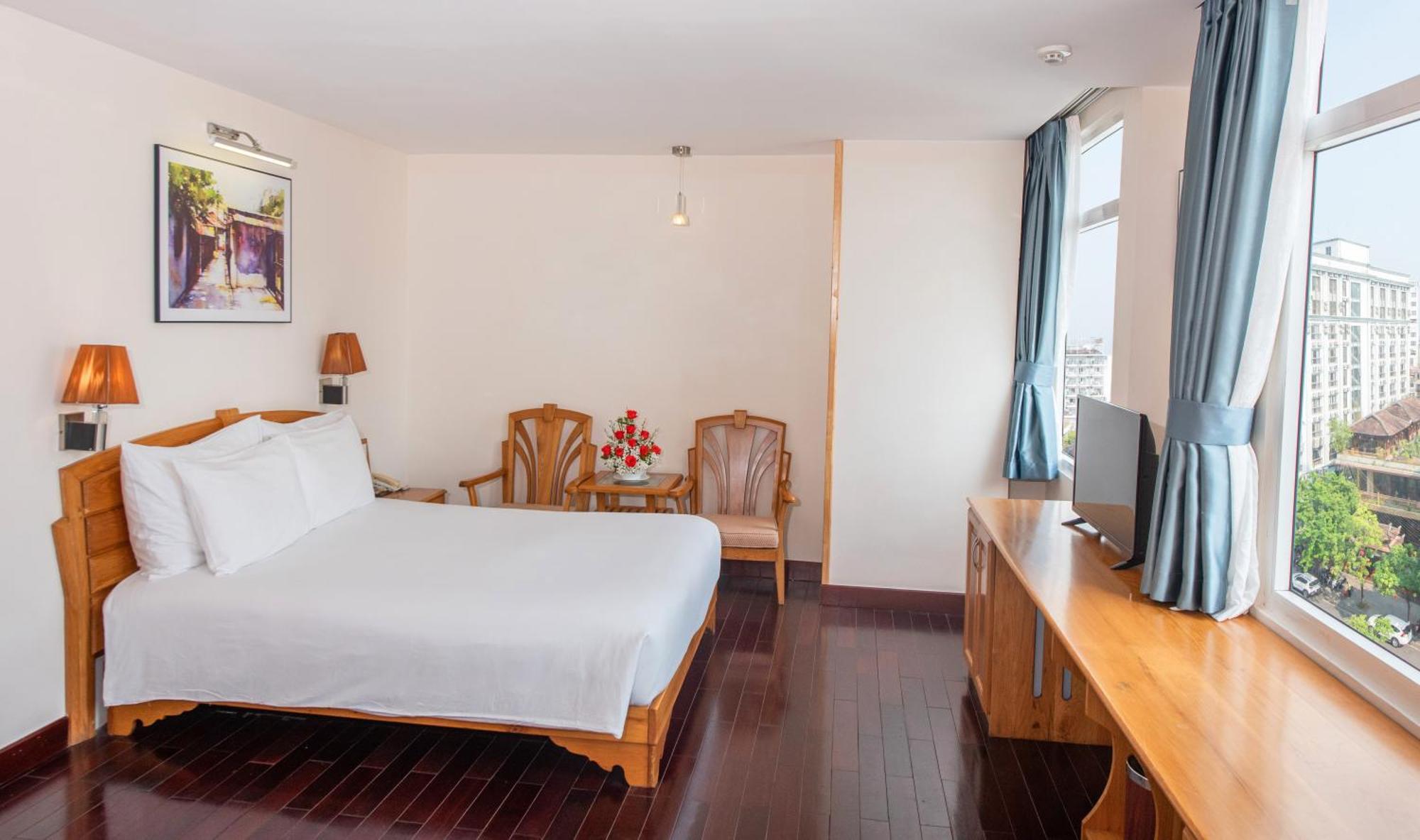 Romance Hotel Hue Eksteriør bilde