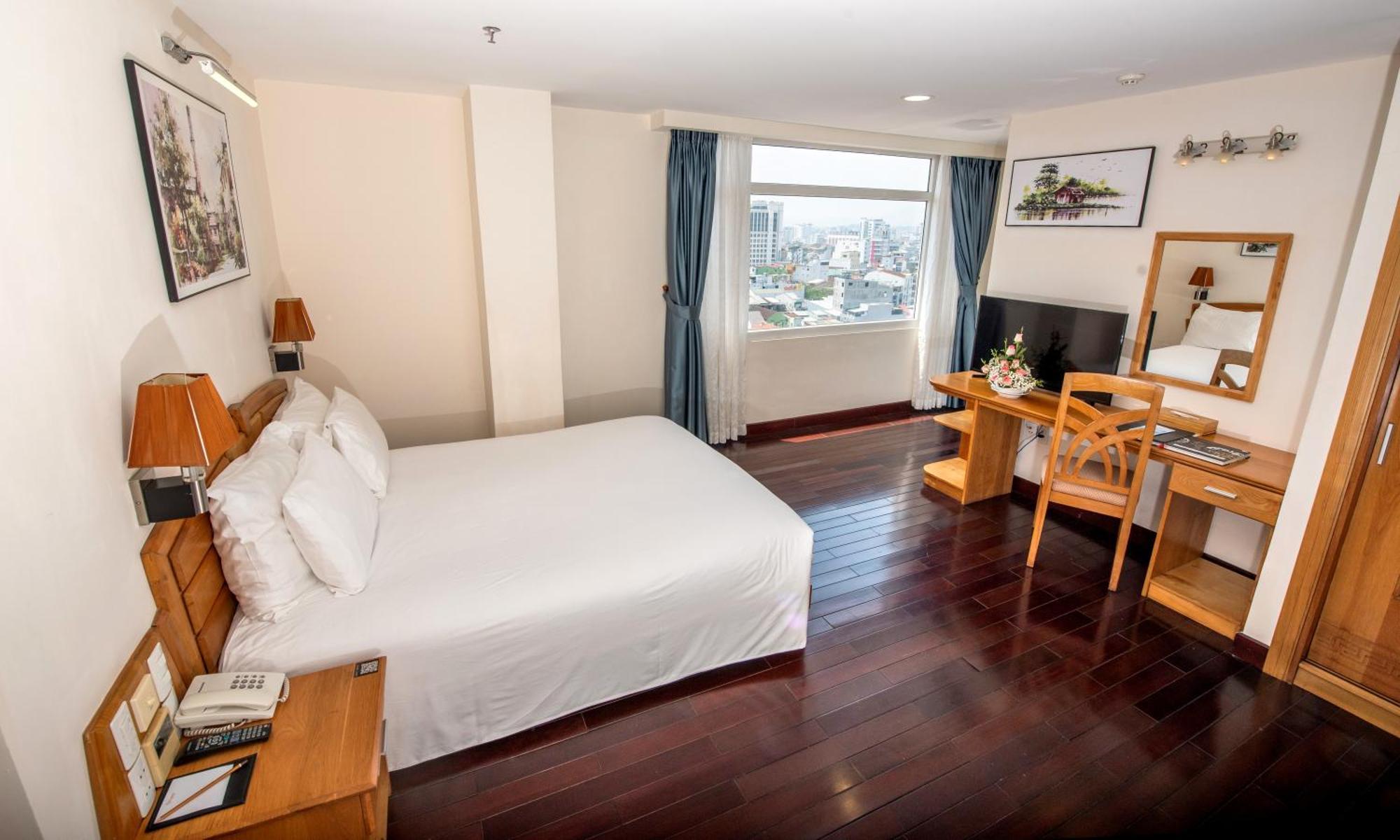 Romance Hotel Hue Eksteriør bilde