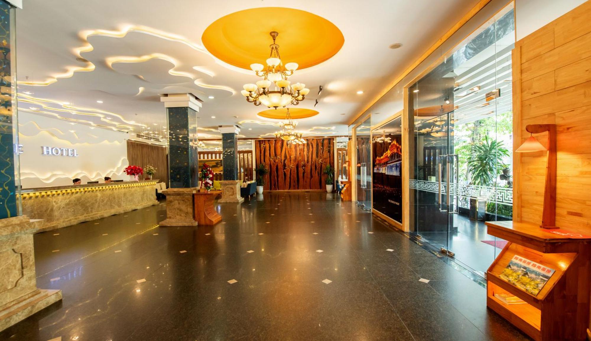 Romance Hotel Hue Eksteriør bilde